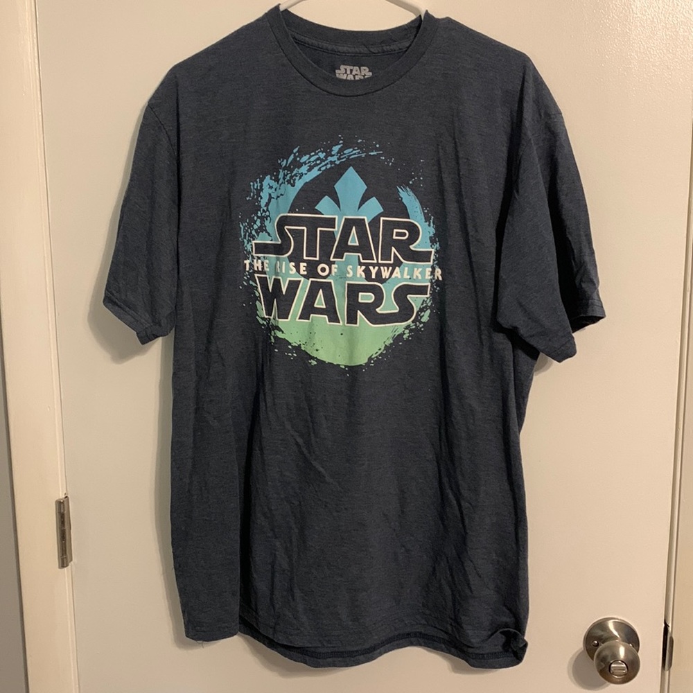 Star Wars Disney The Rise of Skywalker Short Sleeve Shirt